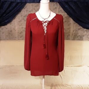 WHITE HOUSE BLACK MARKET BURGUNDY Blouse